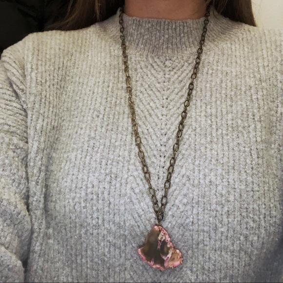 Pink agate chain necklace. - Picture 2 of 6